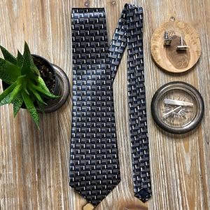 Classic Foulard Rectangle Pattern Tie